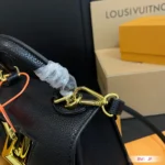 LV Louis Vuitton Twist Handbag 20*15CM