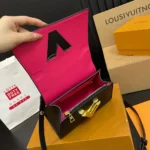 LV Louis Vuitton Twist Handbag 20*15CM