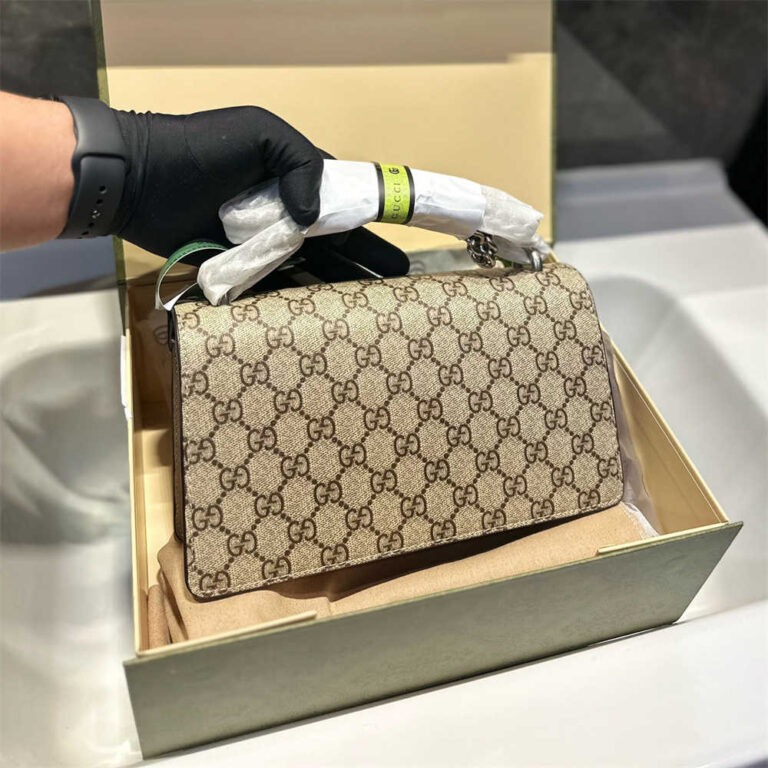 GUCCI Women Bag Crossbody Bag 25CM - Image 8