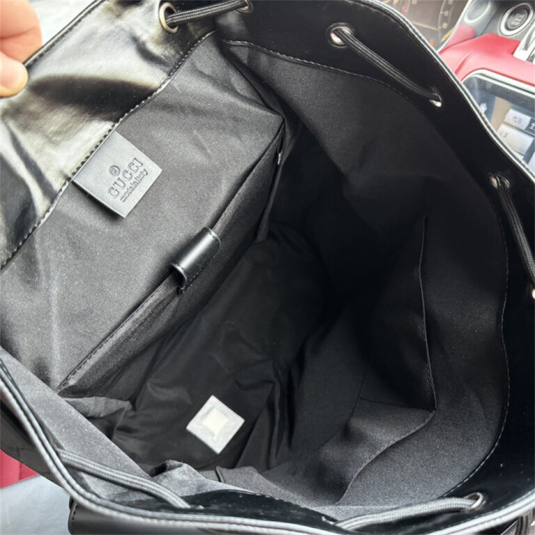 GUCCI Men Bag Backpack 34-42CM - Image 2