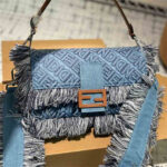 FENDI Women Bag Shoulder Bag 26-15CM