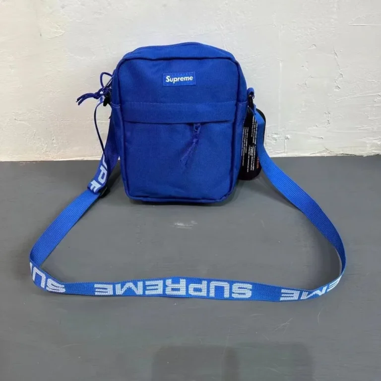 SUPREME 18SS Crossbody Bag - Image 9
