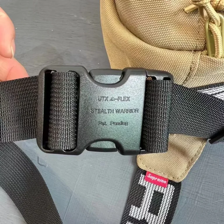 SUPREME 18SS Waist Bag - Image 6