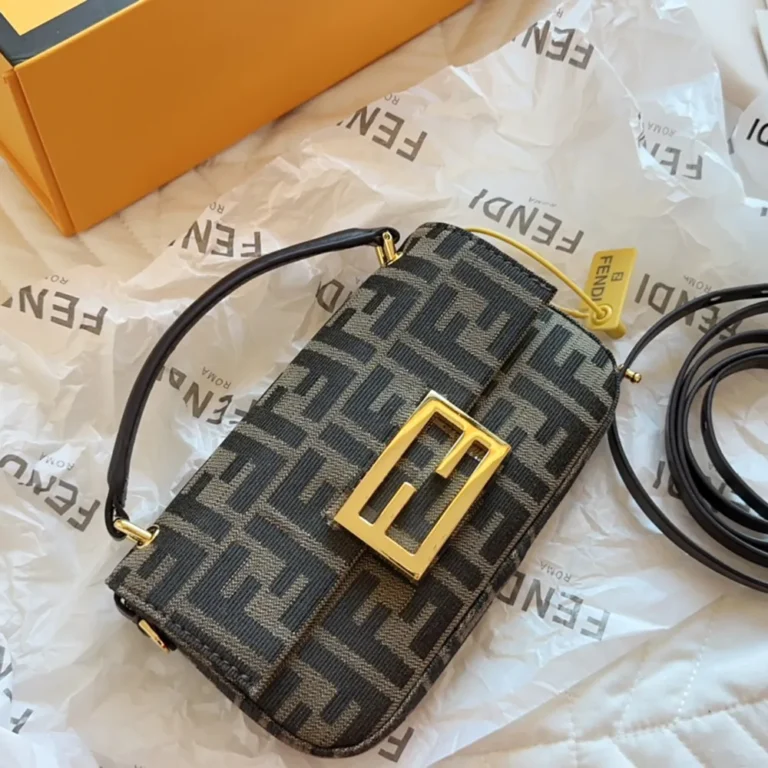 FENDI Baguette Mini Brown FF Jacquard Fabric Bag 20*13CM
