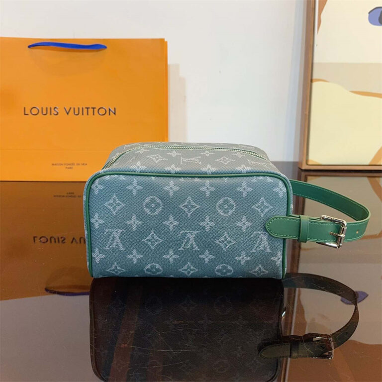 LV Women Bag Cosmetic Bag 23-13-13CM - Image 3