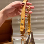 LV Louis Vuitton Boulogne Handbag 27*20CM