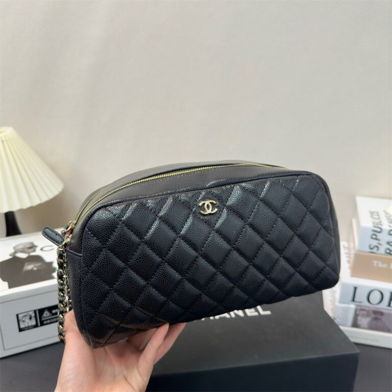 CHANEL Women Bag Cosmetic Bag 25-14CM - Image 2