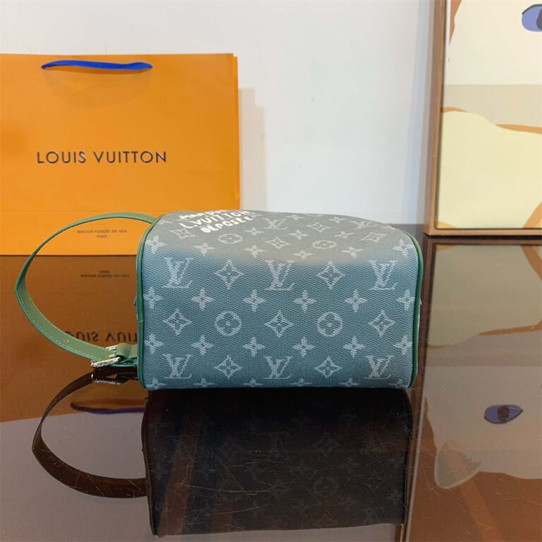 LV Women Bag Cosmetic Bag 23-13-13CM - Image 6