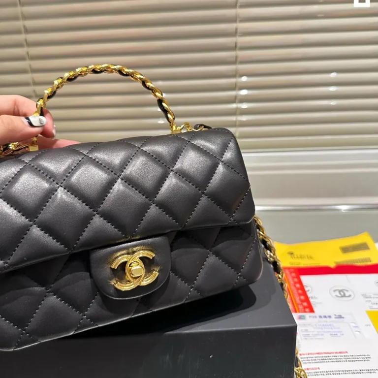 CHANEL CF Lambskin Classic Flap Bag 20CM - Image 6