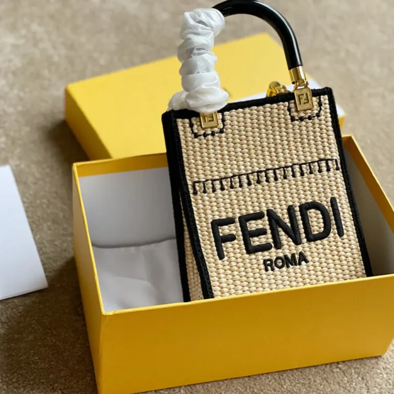 FENDI Mini Sunshine Shopper Tote Bag 13*6.5*18CM Natural Straw - Image 3