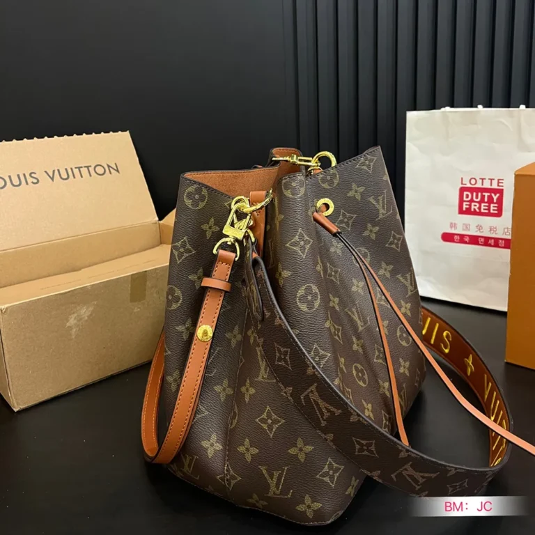 LV Louis Vuitton Neonoe Bucket 25*27CM - Image 4