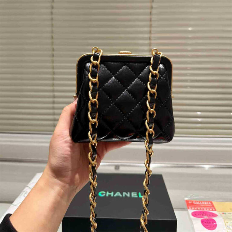 CHANEL Women Bag Shoulder Bag 15-13CM - Image 7