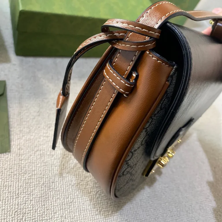 GUCCI Padlock Saddle Bag 24*7*20CM - Image 8