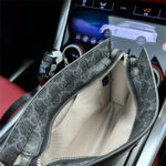 GUCCI Men Bag Handbag 22-14CM