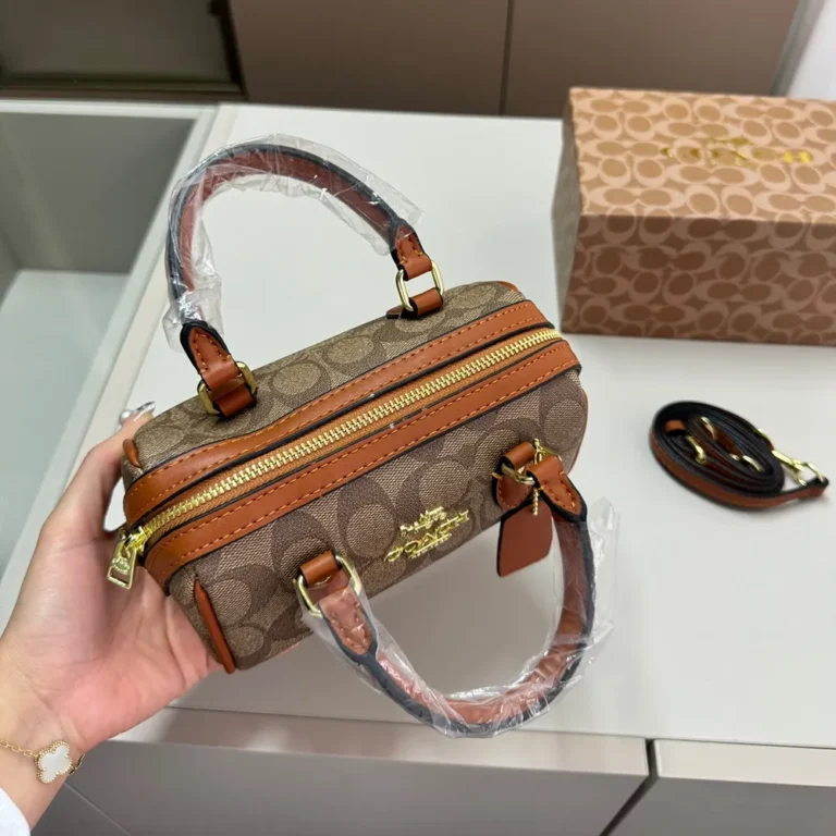 COACH Rowan Boston Bag 18*9*12CM - Image 6
