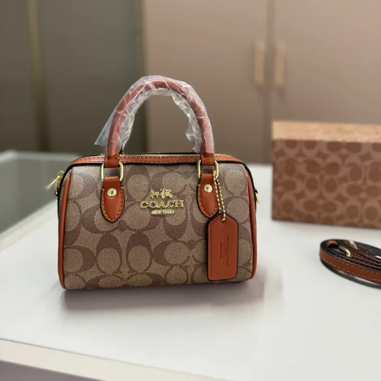 COACH Rowan Boston Bag 18*9*12CM