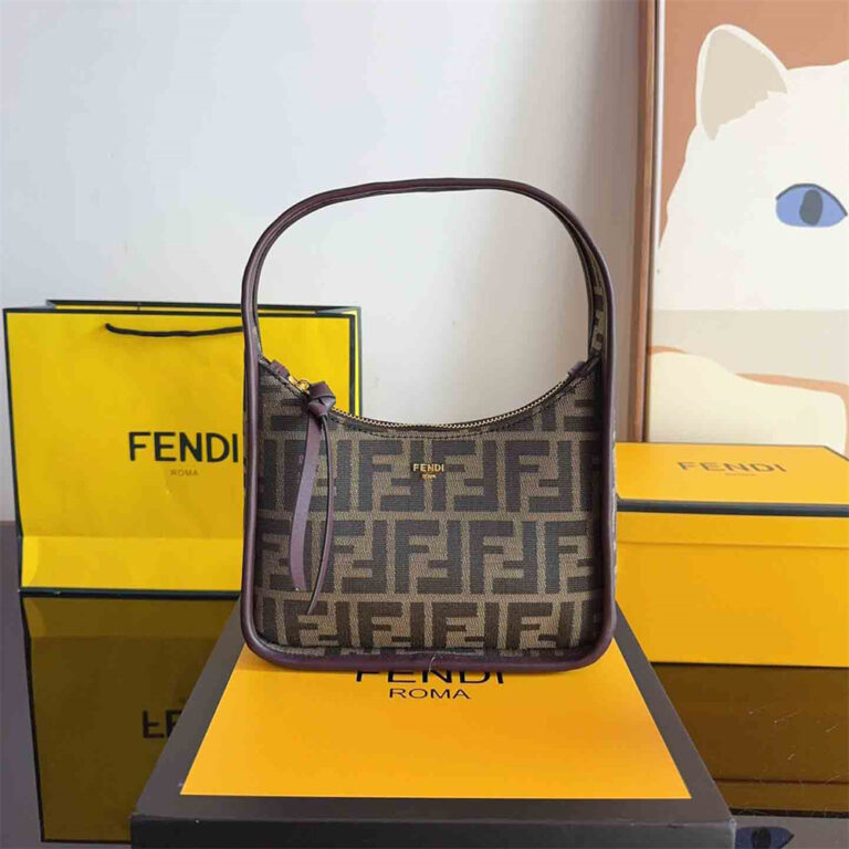 FENDI Women Bag Handbag 20-7-13CM