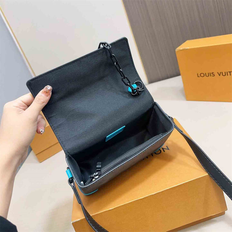 LV Women Bag Shoulder Bag 18-13CM - Image 7