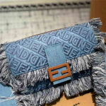 FENDI Women Bag Shoulder Bag 26-15CM