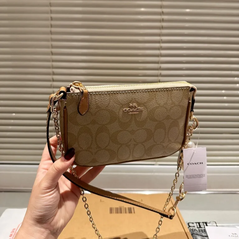 COACH Nolita Mini Bag 22*13CM - Image 5