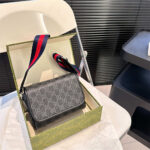 GUCCI Men Women Bag Crossbody Bag 18-14CM
