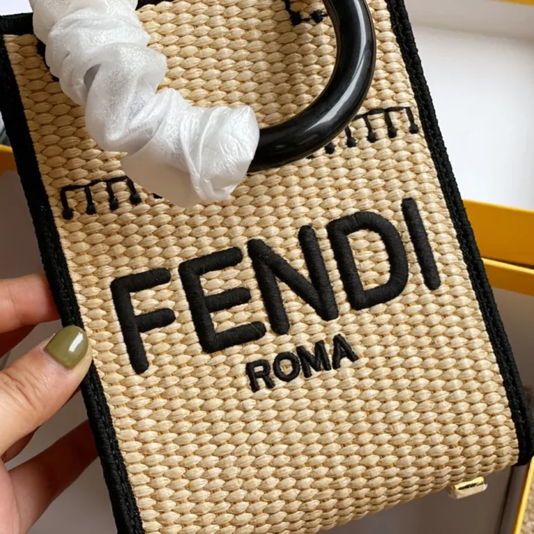 FENDI Mini Sunshine Shopper Tote Bag 13*6.5*18CM Natural Straw - Image 2