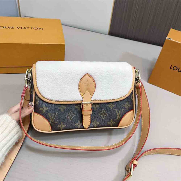 LV Women Bag Shoulder Bag 25-16CM - Image 9